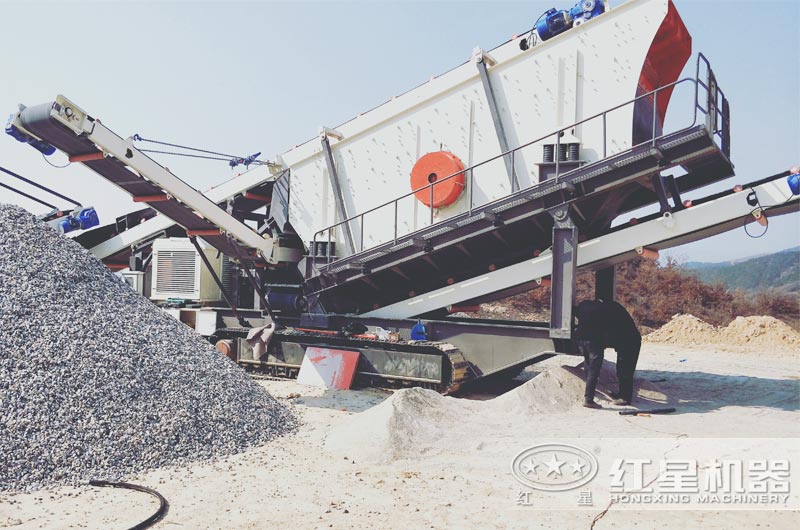 履帶式小型移動篩石機 履帶式小型移動篩石機